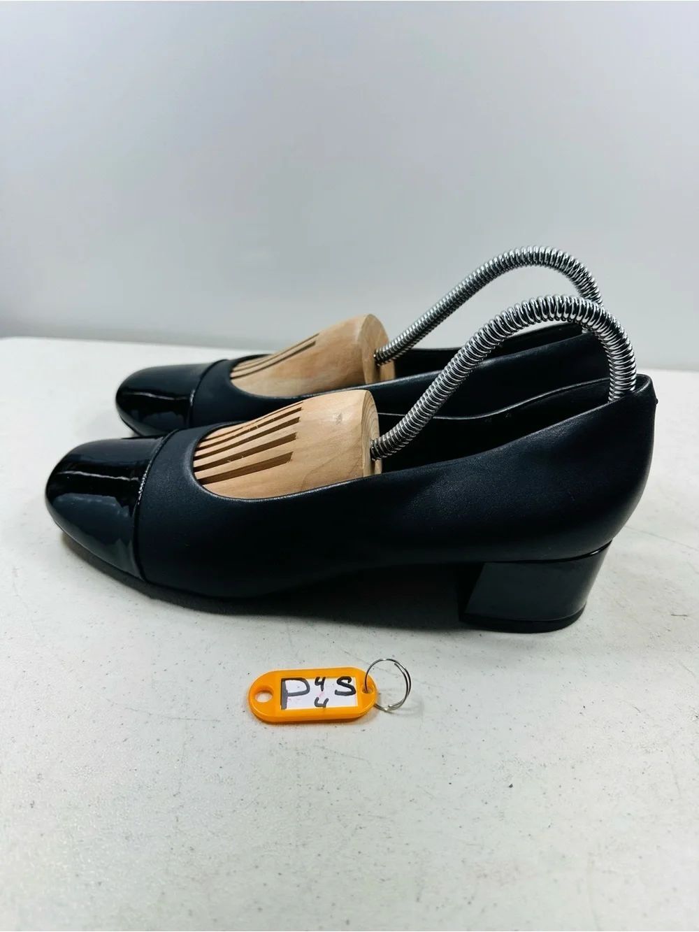 Clarks Women's Marilyn Sara Pumps size 8,5